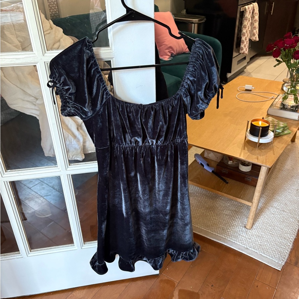 Urban Outfitters Velvet Dress in Black